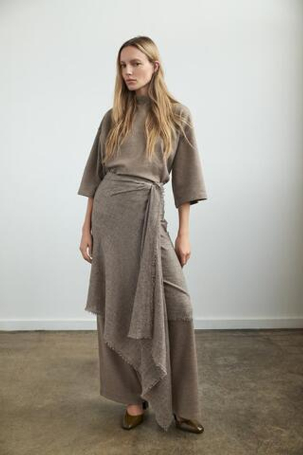 ZARA ФУТБОЛКА ПОЛО С ВОРОТНИКОМ-СТОЙКОЙ, СВЕТЛО-КОРИЧНЕВЫЙ