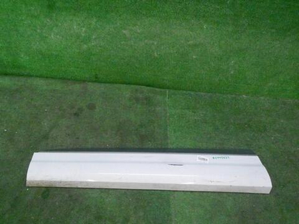 Накладка двери передняя левая Audi Q7 2 (2015-н.в.)