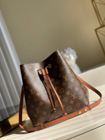Louis Vuitton NeoNoe MM