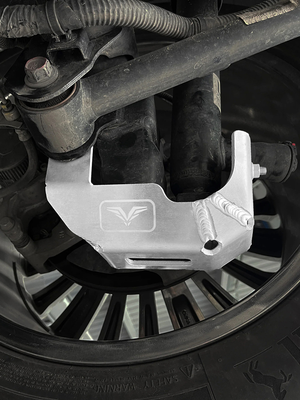 Защита Falcon нижних креплений амортизаторов дляTANK 400 2.0T, бензин (2024+), алюминий, 5 мм