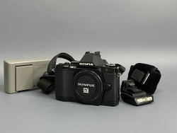 Olympus OM-D E-M5