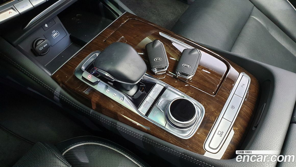Kia The K9 (Quoris/K900) 3.8 GDI AWD (06.2020)