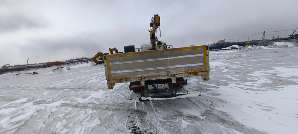 FAW Tiger V 4x2 Бортовой с КМУ CA1081P40K2L4E5A85 (Дизельный, 3.8 л, 165 л.с. МТ)