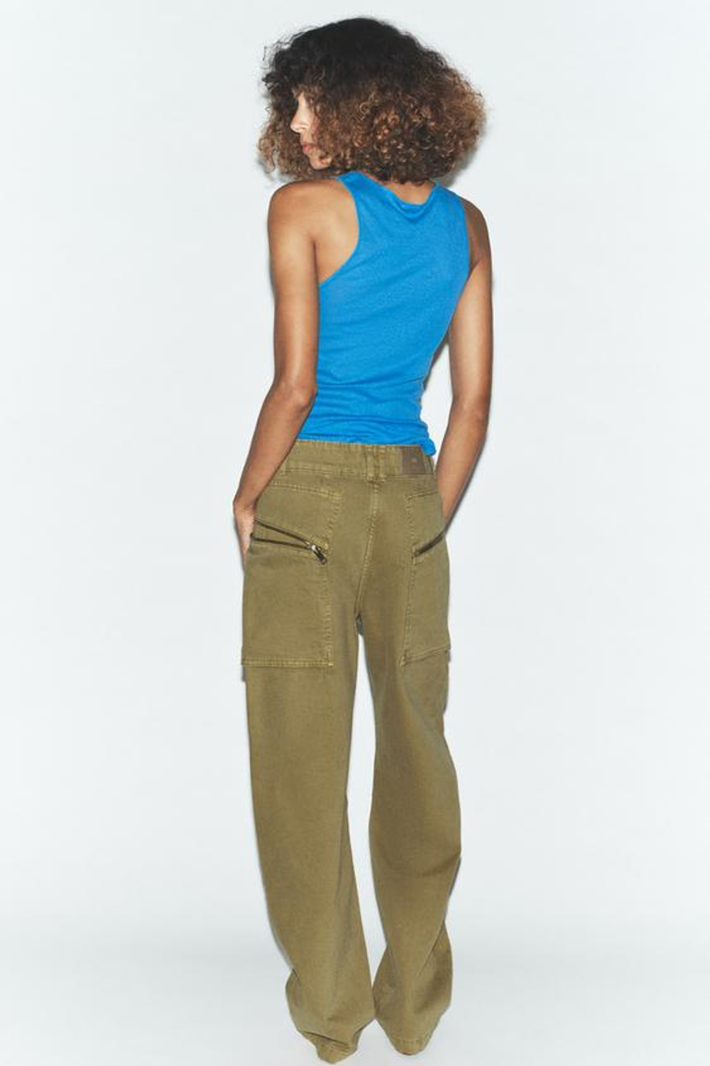 ZARA ДЖИНСЫ Z1975 КАРГО СО СРЕДНЕЙ ПОСАДКОЙ И МОЛНИЯМИ, ХАКИ