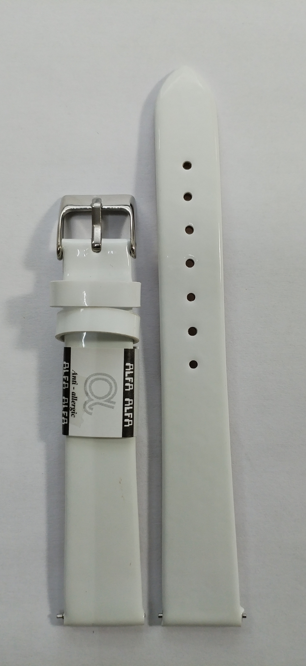 16 мм. Ремень кожаный. Гладкий лаковый.