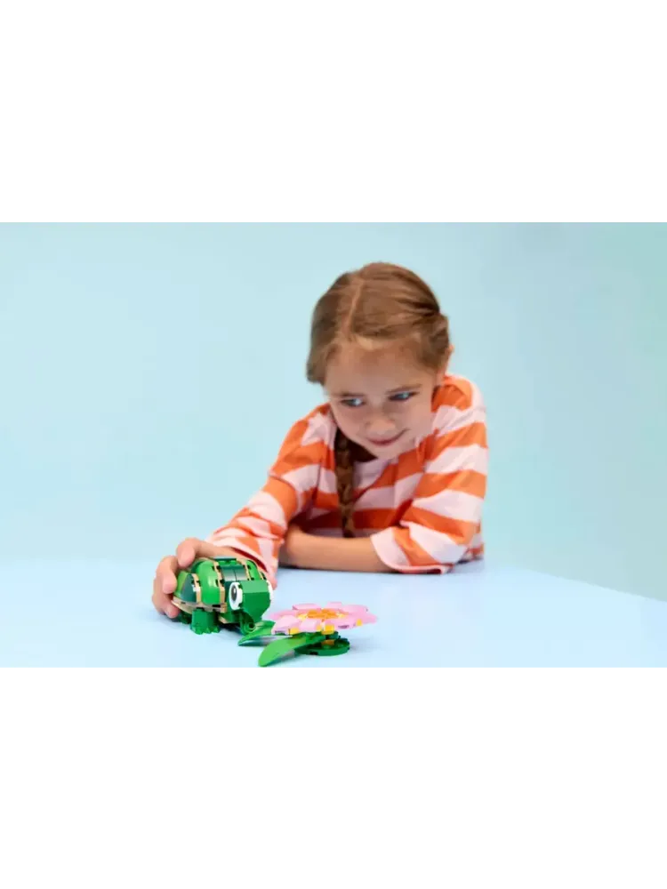 Конструктор Creator 31377 Черепаха с цветком кувшинки 3в1