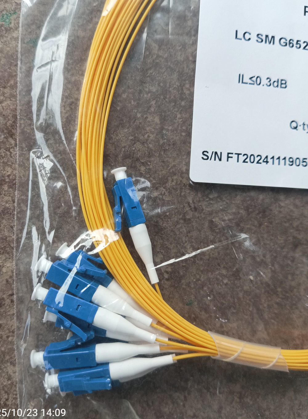 Пигтейл оптический LC/PC, OM4, 1 метр, 0,9мм
