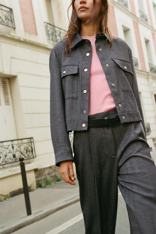 ZARA КУРТКА В ЕЛОЧКУ С КАРМАНАМИ, СЕРЫЙ