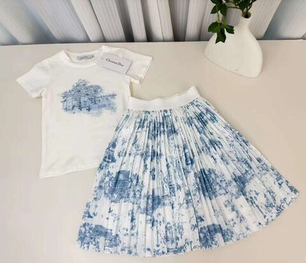 Юбка и футболка для девочки Dior