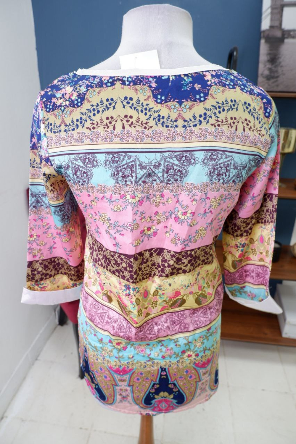 Джемпер яркий 44 размер