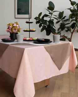 Скатерть 140х180 Sofi De MarkO Джинни пепельная роза