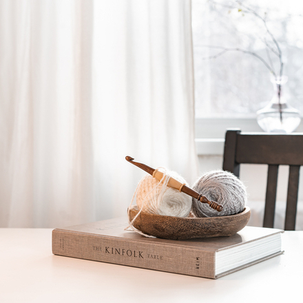 Деревянный крючок для вязания из кедра 8 мм. K298