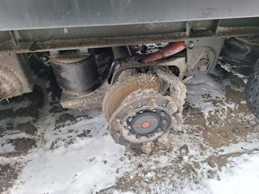 Туймазинский завод автобетоновозов 5885* Полуприцеп шторный 588516