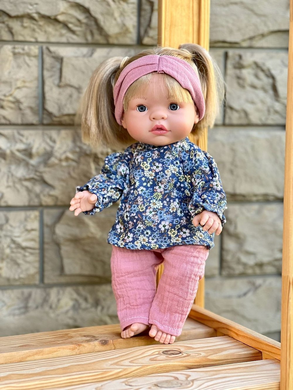 Кукла Nines виниловая 37см JOY в пакете (3050K)