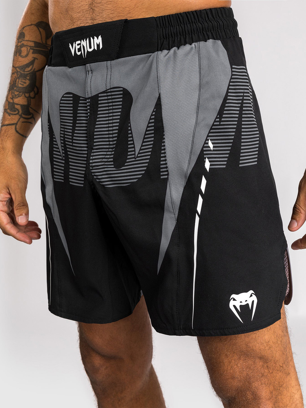 Шорты ММА Venum Adrenaline Black/Silver Grey
