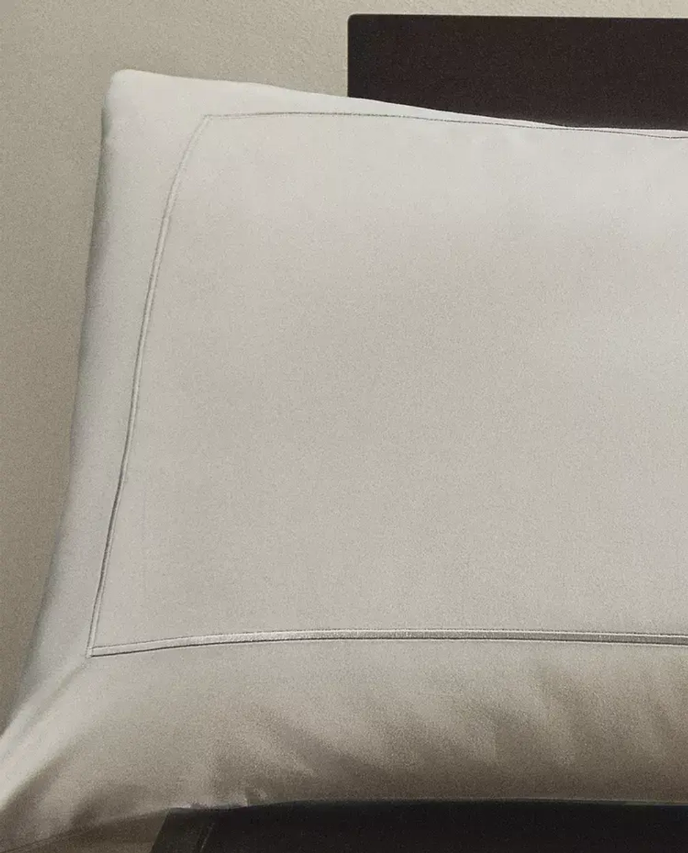 ZARA HOME НАВОЛОЧКА ИЗ САТИНА, СЕРЕБРЯНЫЙ