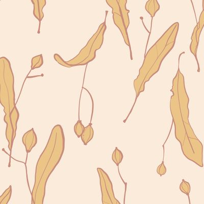 Семена липы на молочном фоне