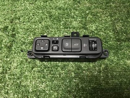 Блок управления зеркалами Changan Uni-K (20-нв)