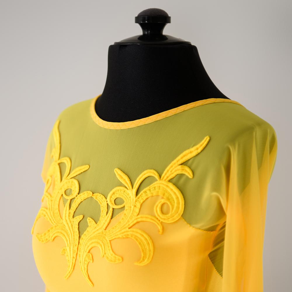 платье с лейсами