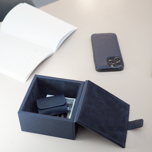 Кофр для хранения из кожи теленка, синего цвета