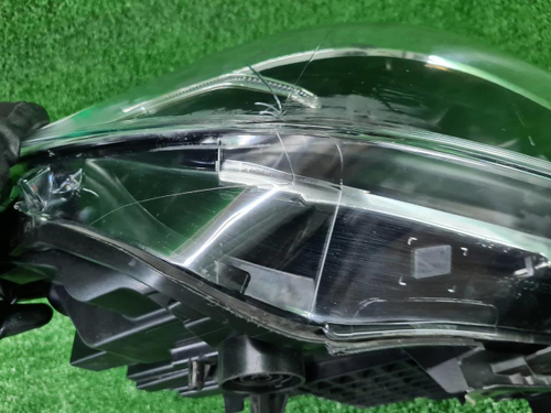 Битая Фара правая BMW X2 F39 (2017-2023) LED