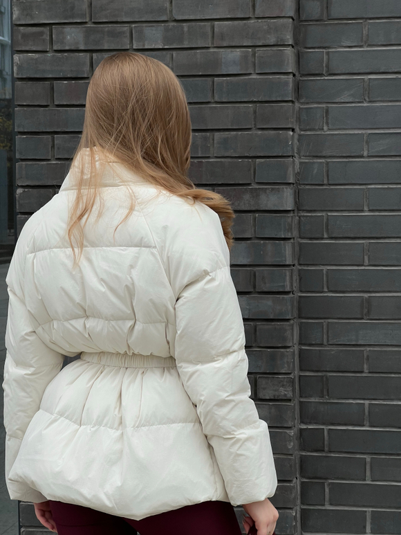Пуховик Жасмин молочный