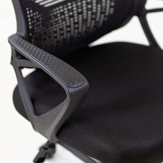 Кресло Barneo K-153 черное