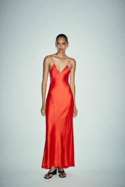 ZARA ДЛИННОЕ АТЛАСНОЕ ПЛАТЬЕ С ОТКРЫТОЙ СПИНОЙ, ЯРКИЙ КРАСНЫЙ