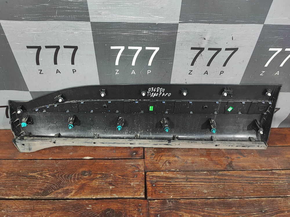 Накладка двери передней правой Chery Tiggo 7 Pro 20-24 Б/У Оригинал 609001831AA