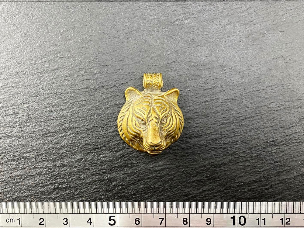 Подвеска. Тигр