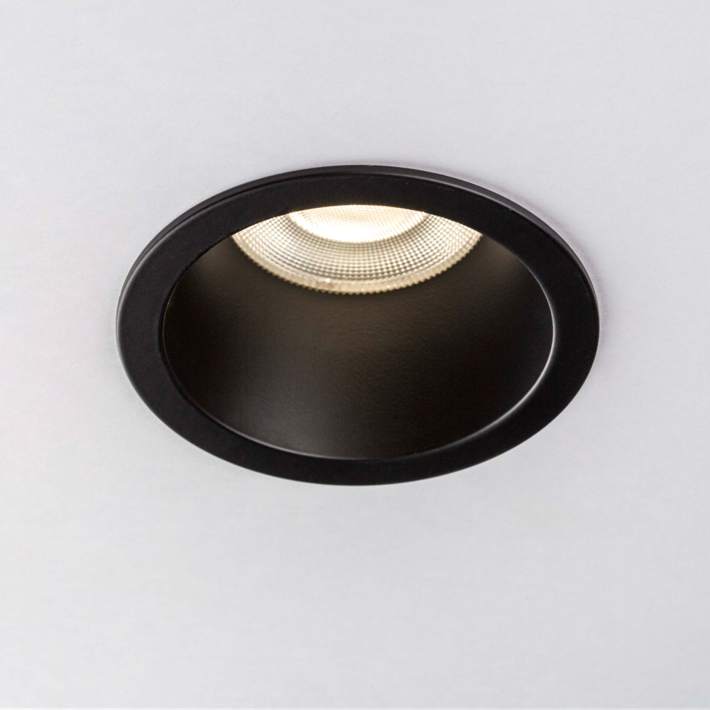 385647 Светильник CICLONE CYL 12W LED 923LM 60G ЧЕРНЫЙ 4000K IP44