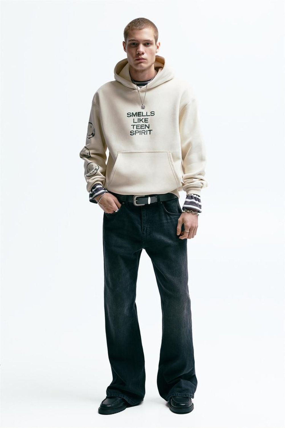 PULL&BEAR Толстовка с капюшоном Nirvana, белый