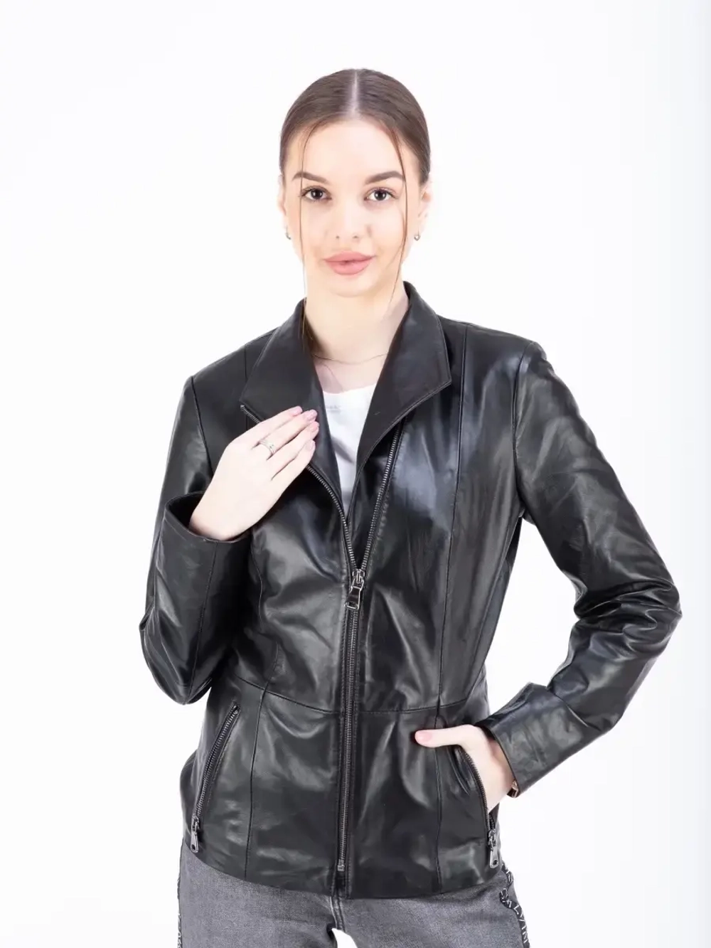 Куртка из натуральной кожи