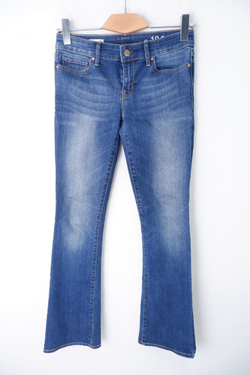 Джинсы с потертостями 42 размер