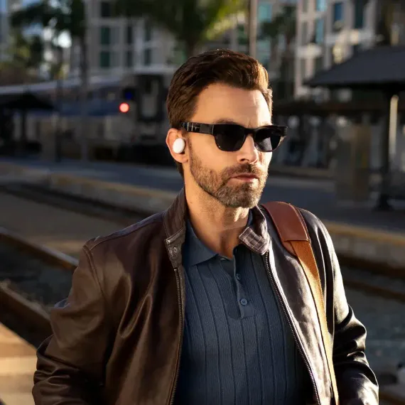 Denon PerL Pro White