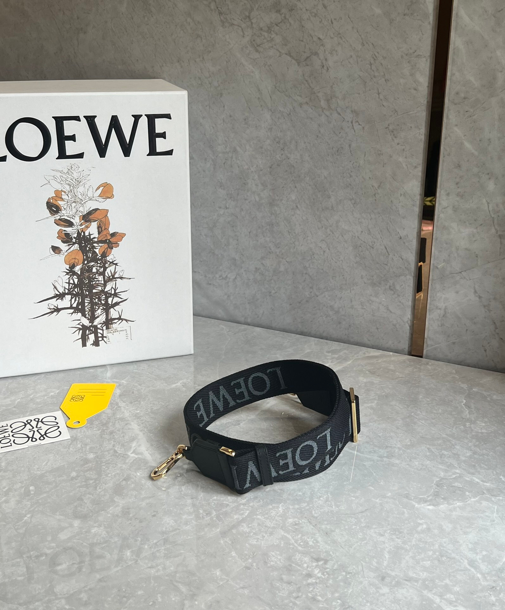 Loewe Strap (4 colors)