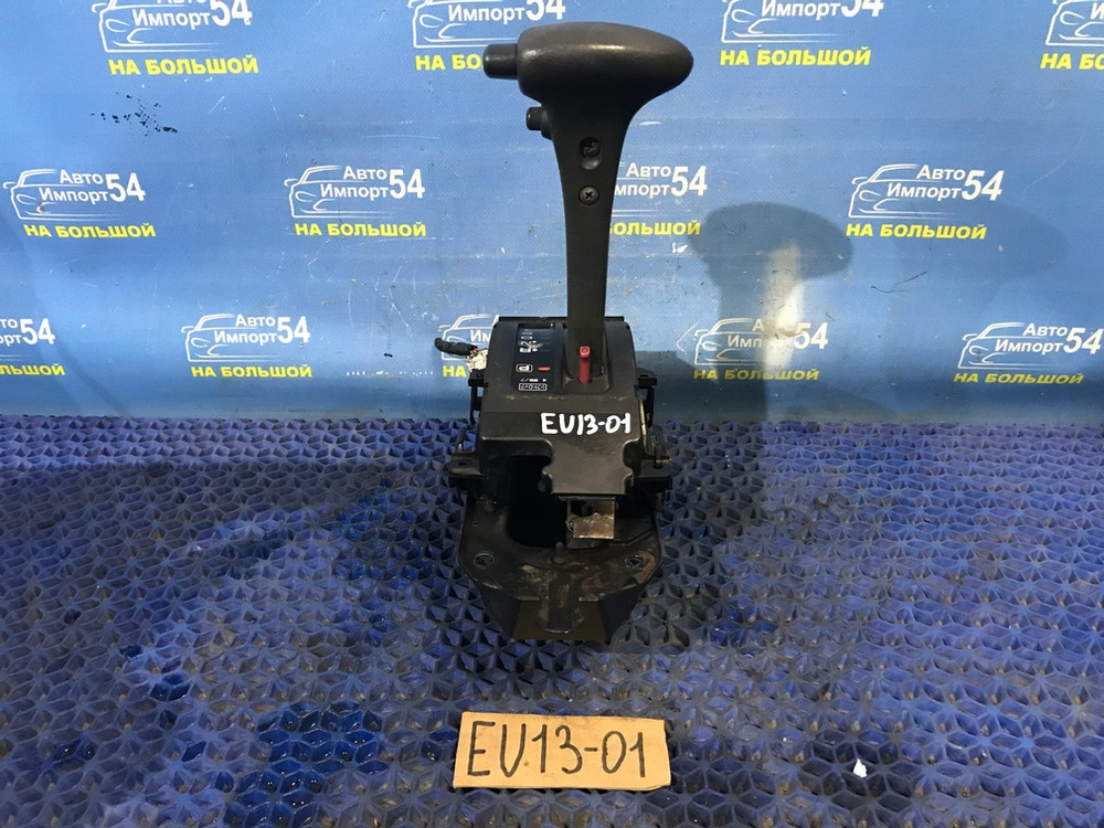 Селектор АКПП NISSAN BLUEBIRD 1993