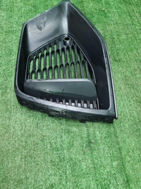 Решетка переднего бампера Audi Q8 (18-23) S-line