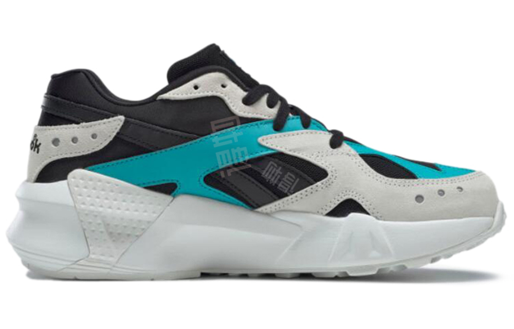 Кроссовки Gigi Hadid X Reebok Aztrek Double