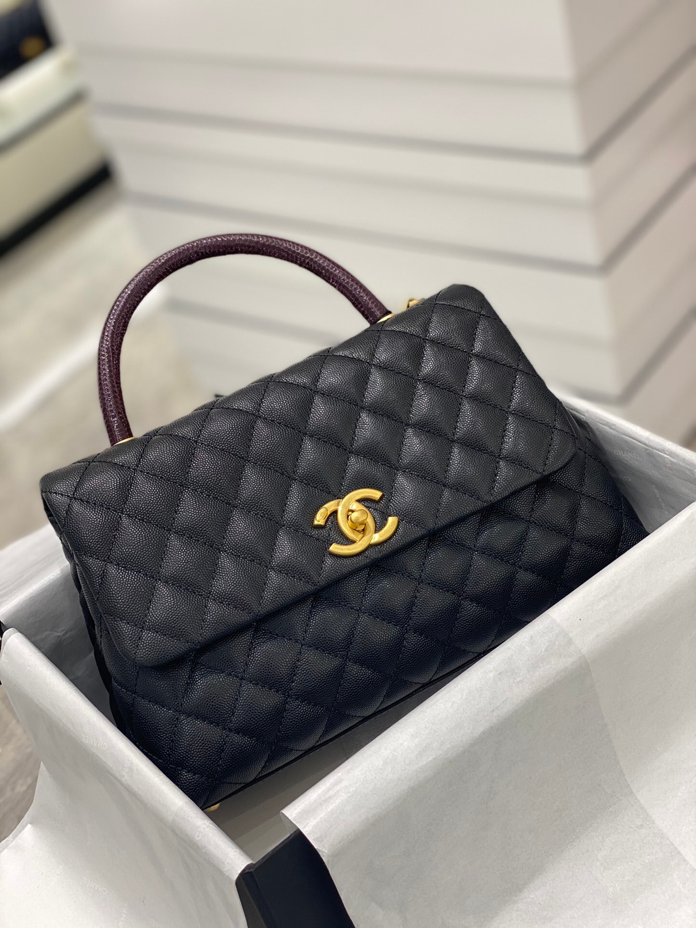 Chane1 Coco Handle Bag 28 cm