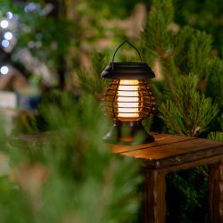 USL-F-300-PМ310 BUG ZAPPER Садовый светильник на солнечной батарее. 13 светодиодов. Эффект пламени и антимоскитный режим . 1xАА Ni-Mh аккумулятор в-к. IP44. TM Uniel.