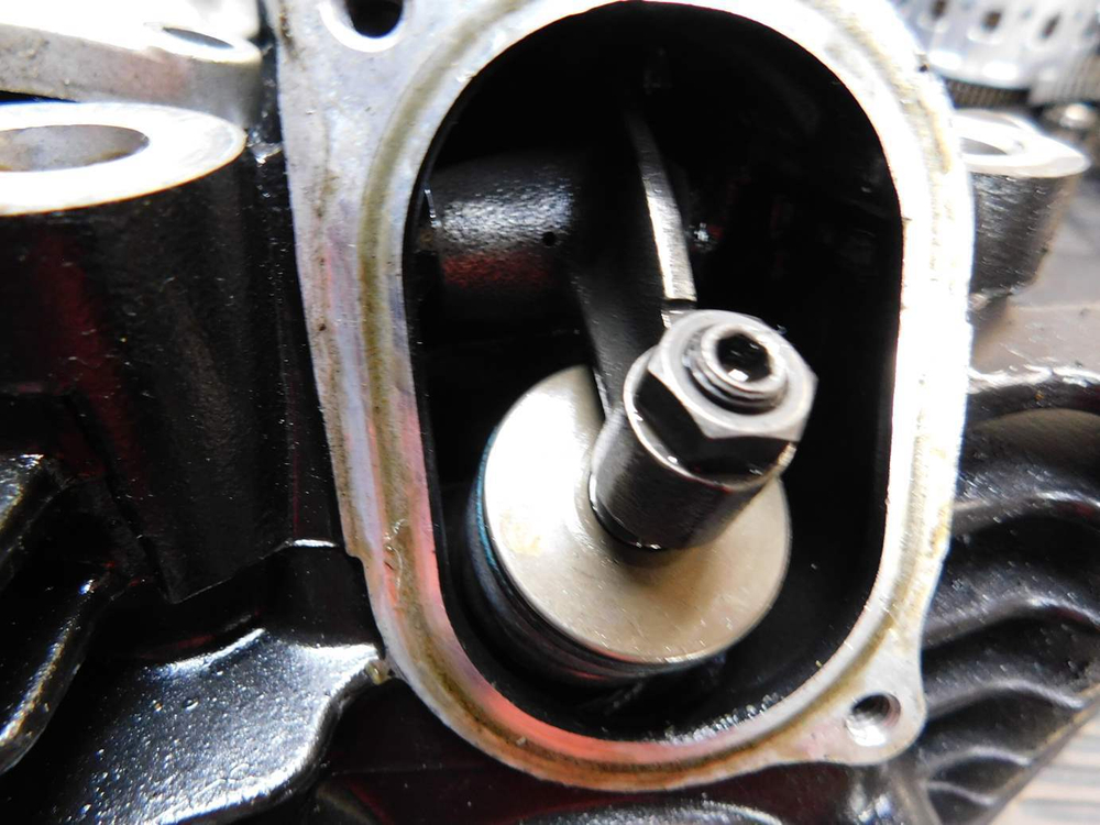 Головка цилиндра задняя Yamaha Drag Star XVS1100 Classic VP13J 050742