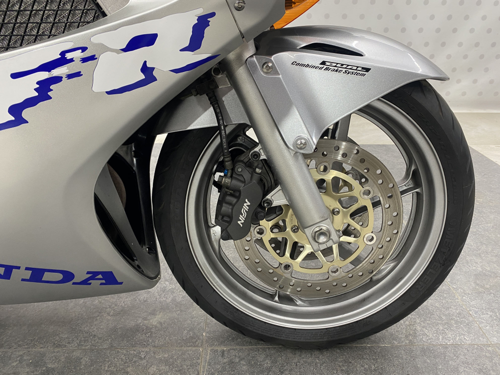 Honda VFR800F , 2005