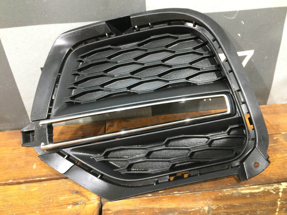 Накладка ПТФ левая Chery Tiggo 4 19-нв Б/У Оригинал 602000485AA