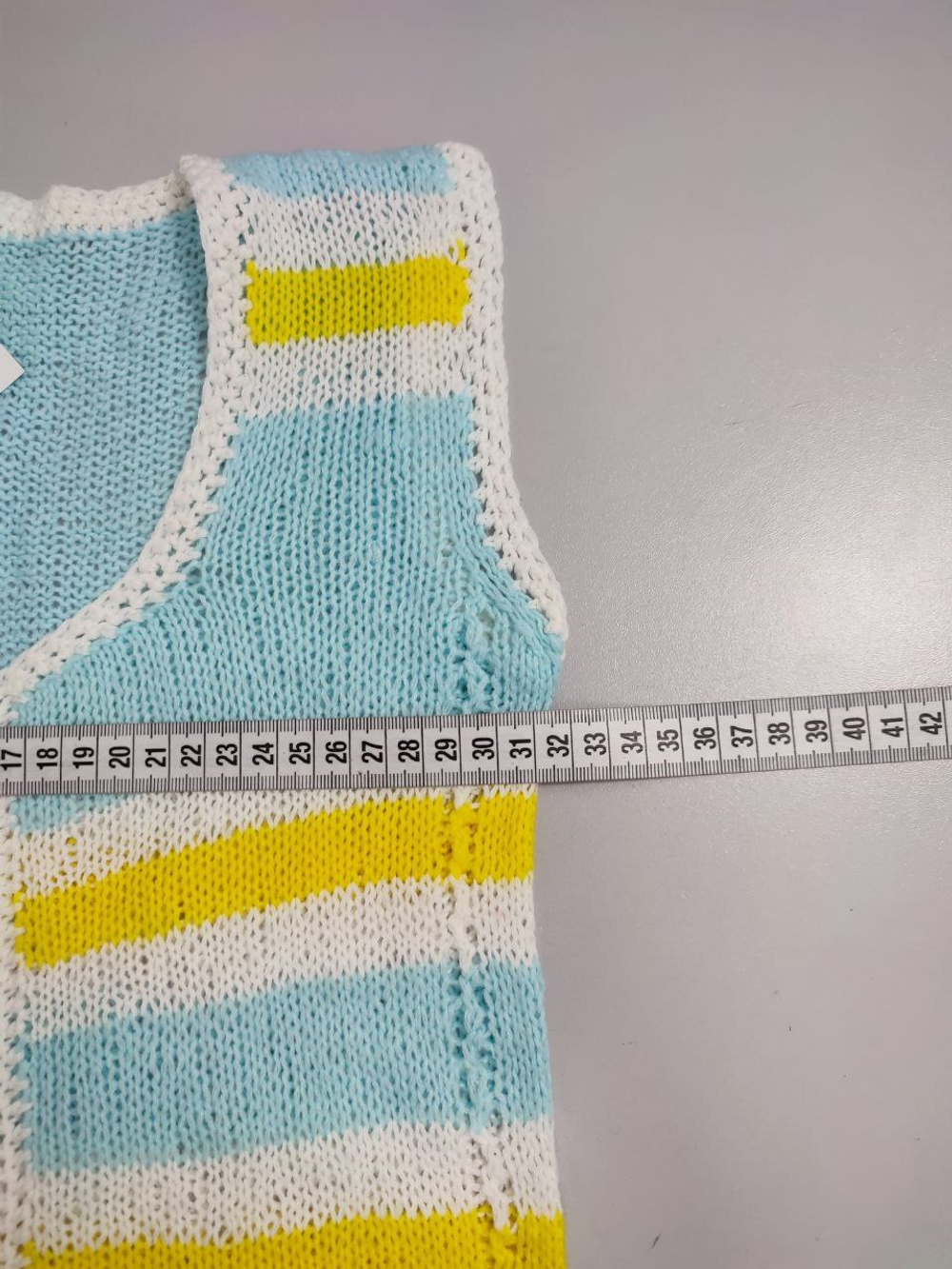 Футболка вязаная на 7-8 лет