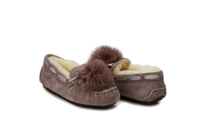 UGG Dakota Pom Pom Dusk