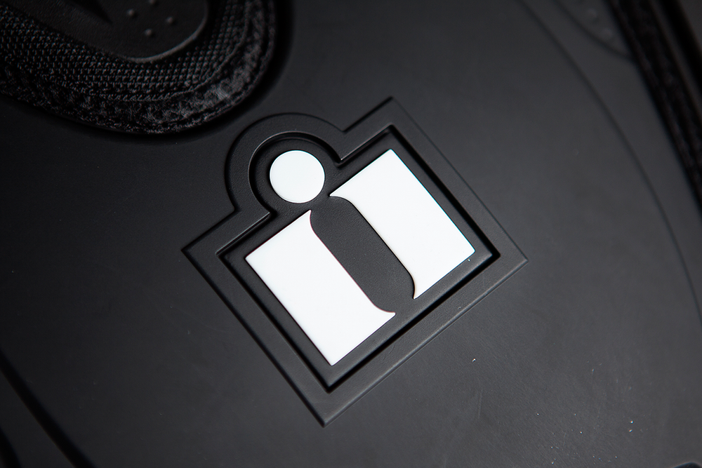 Мотокуртка - ICON OVERLORD RESISTANCE (текстиль, белая)