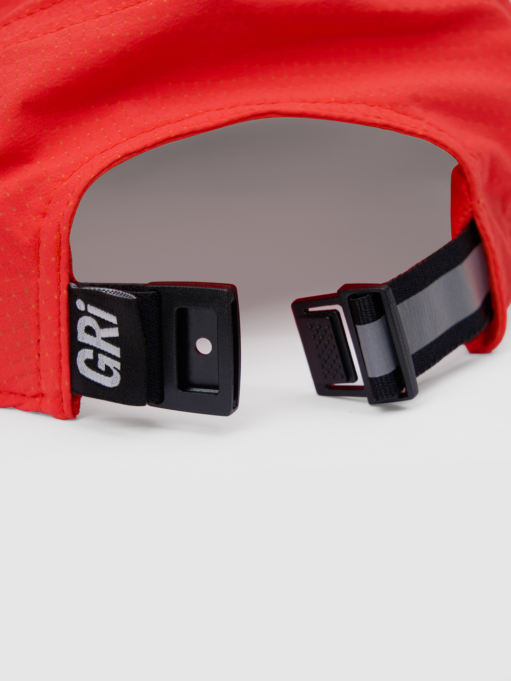 Кепка GRI красная