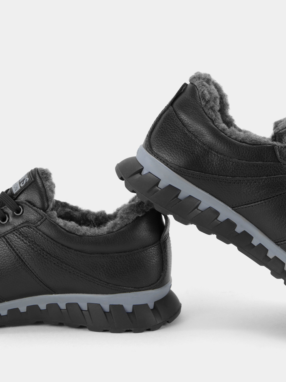 Кроссовки мужские M0026-1P