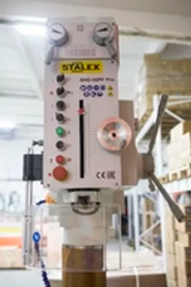 Разматыватель рулонного металла Stalex РМЭ-1250